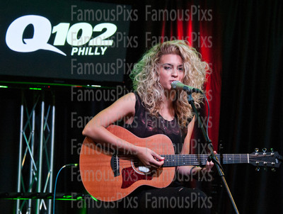 Tori Kelly