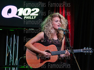 Tori Kelly
