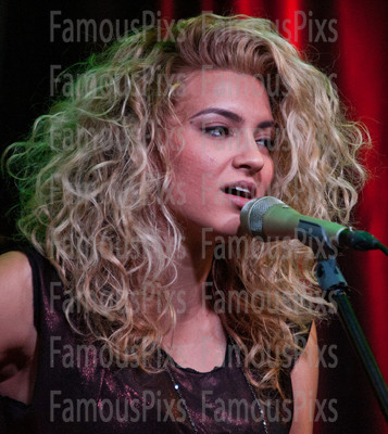 Tori Kelly