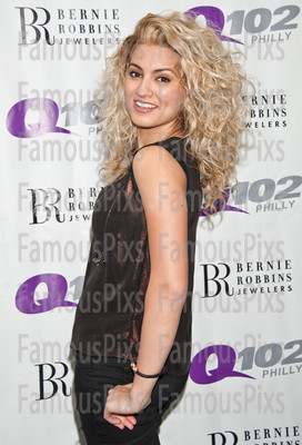 Tori Kelly
