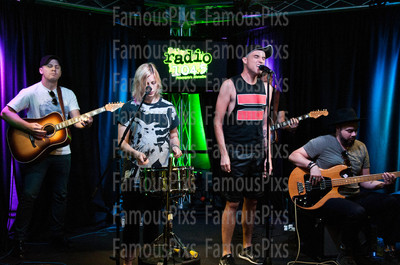 Neon Trees