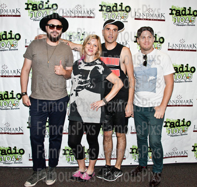 Neon Trees