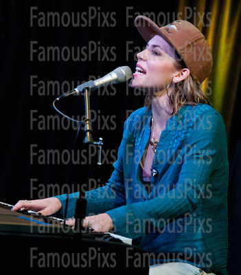 Skylar Grey