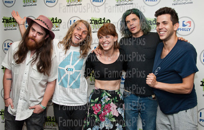 Grouplove