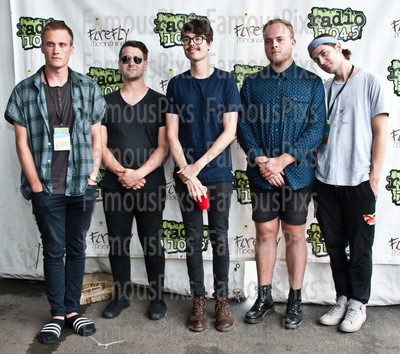 Joywave