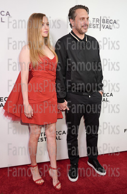 Amanda Seyfried, Thomas Sadoski
