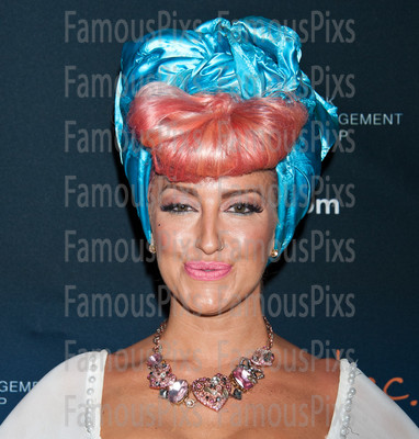 Neon Hitch