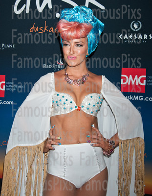 Neon Hitch