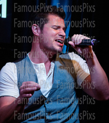 98 Degrees