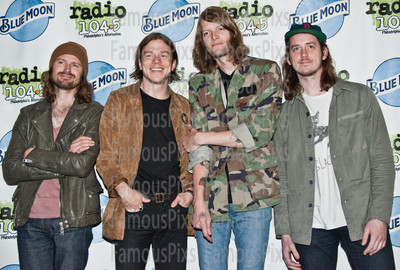 Cage The Elephant