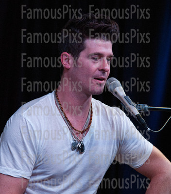 Robin Thicke
