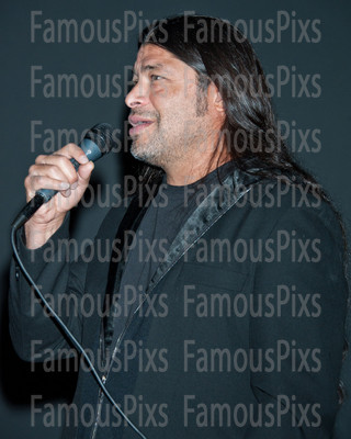 Robert Trujillo