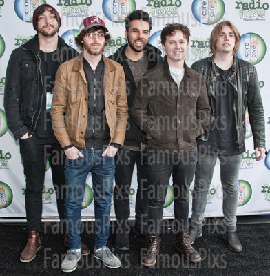 Nothing But Thieves