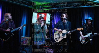 Grouplove
