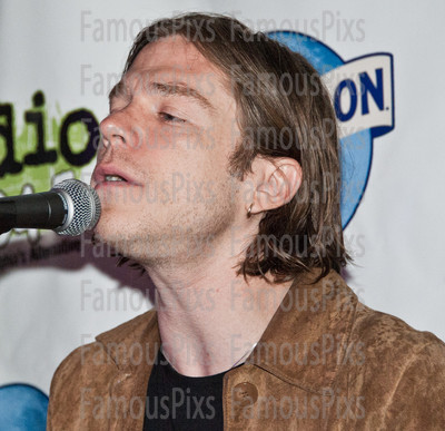 Cage The Elephant