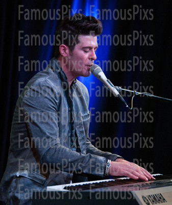 Robin Thicke