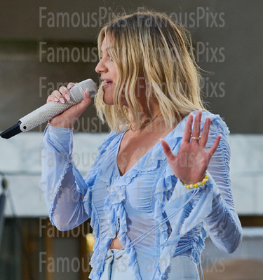 Kelsea Ballerini