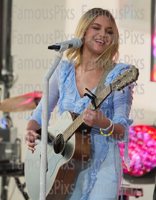 Kelsea Ballerini