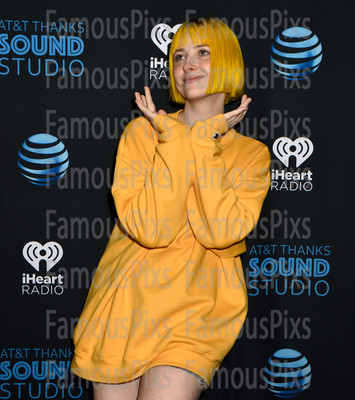 Tessa Violet
