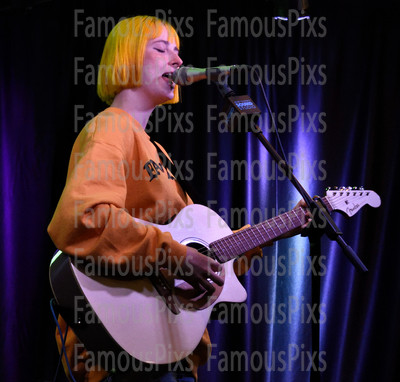 Tessa Violet