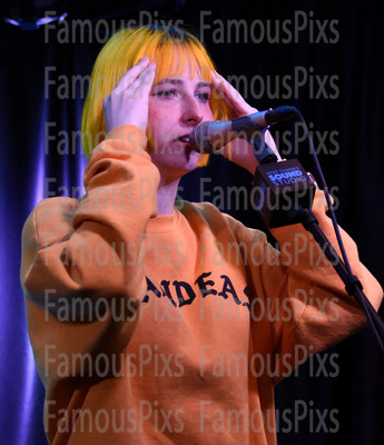 Tessa Violet