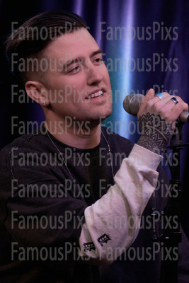 Logan Henderson