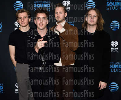Circa Waves