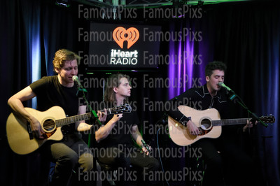 Circa Waves