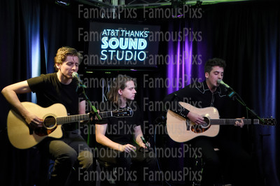 Circa Waves