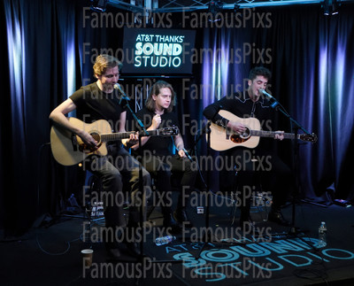 Circa Waves