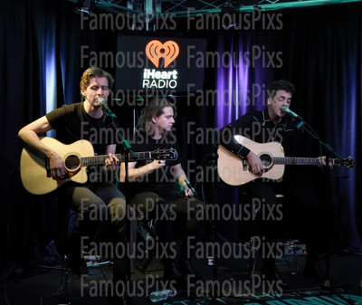 Circa Waves