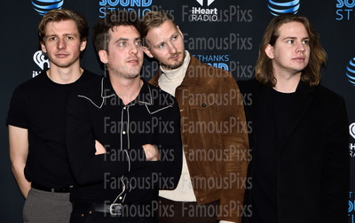 Circa Waves