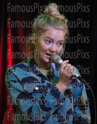 Astrid S