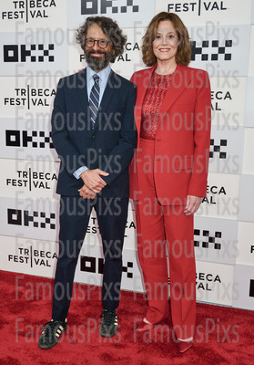 Wallace Wolodarsky, Sigourney Weaver