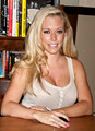 Kendra Wilkinson