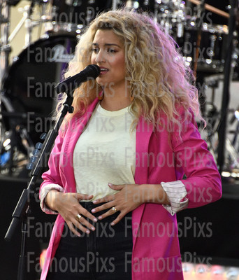 Tori Kelly