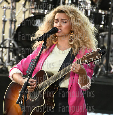 Tori Kelly