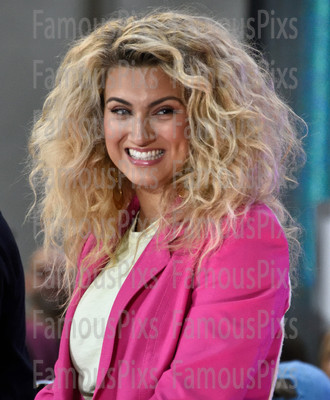 Tori Kelly