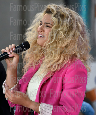 Tori Kelly