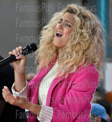 Tori Kelly