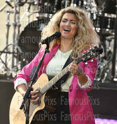 Tori Kelly