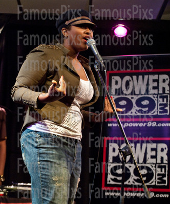 Jazmine Sullivan