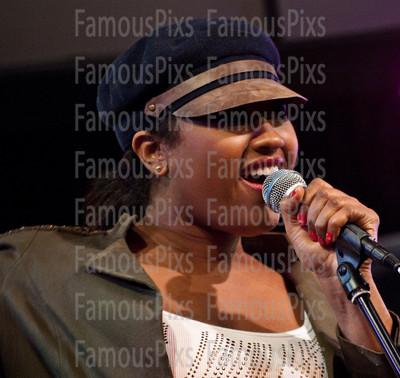 Jazmine Sullivan