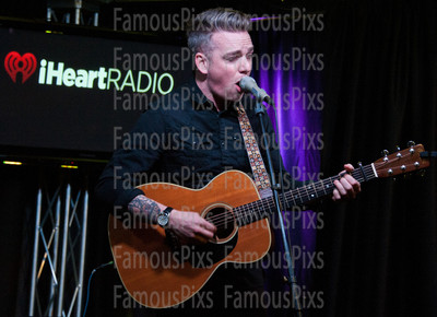 Greg Holden