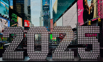 2025 Numerals Arrive in Times Square