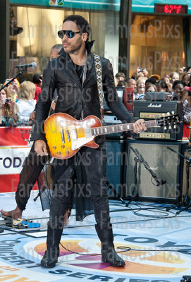Lenny Kravitz