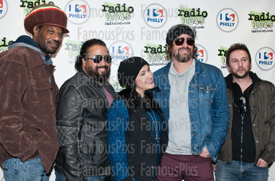 FamousPixs | NOVEMBER 14, 2013: Rusted Root Visit Radio 1045 | Rusted Root